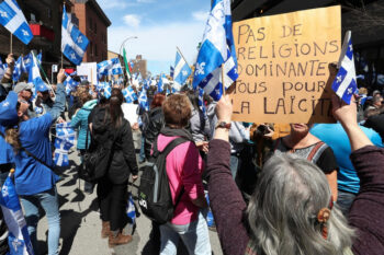 Laïcité au Québec : manifestation en faveur