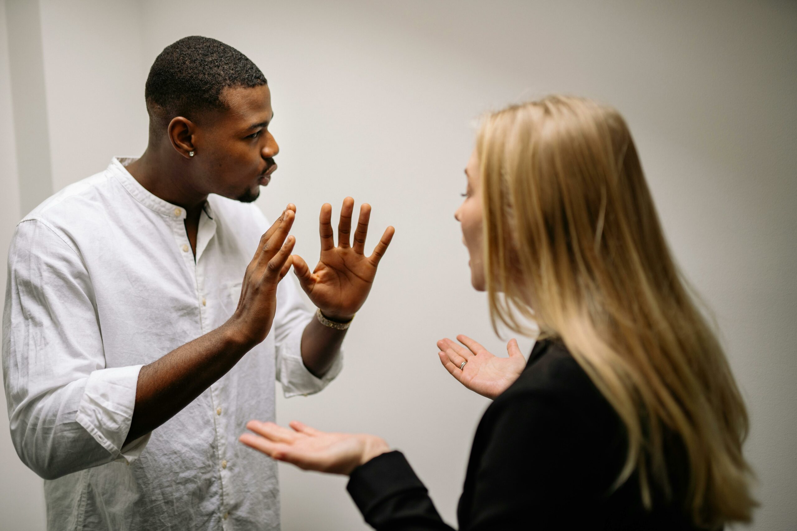 Conversation tendue, prosélytisme au travail